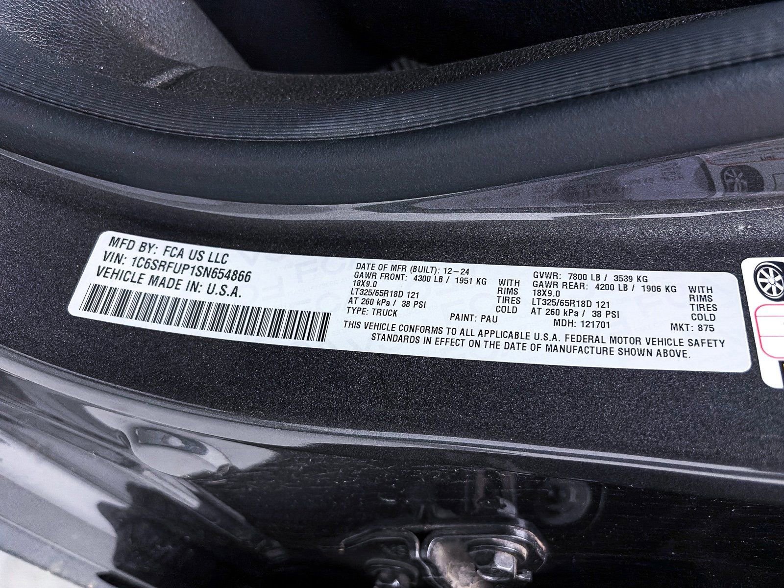 Used 2025 RAM 1500 RHO image 40