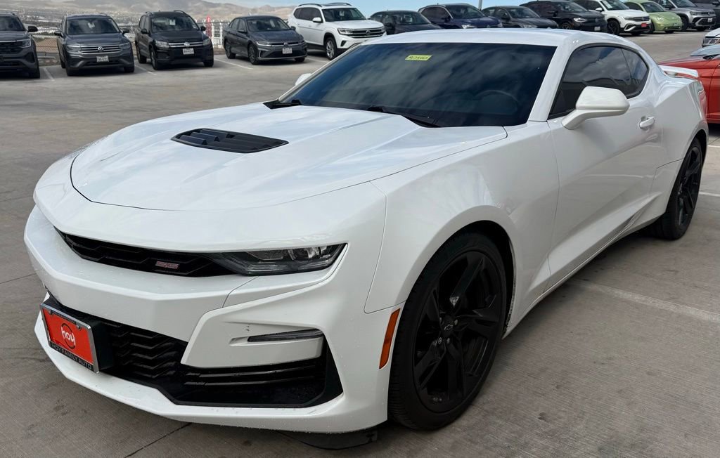 Used 2022 Chevrolet Camaro SS RWD image 4
