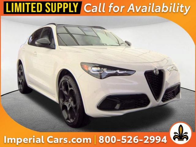 Used 2025 Alfa Romeo Stelvio Tributo Italiano w/ Driving Assist Package AWD/4WD image 1