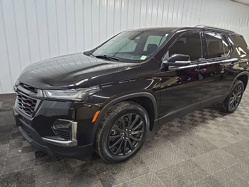 Used 2023 Chevrolet Traverse RS image 8