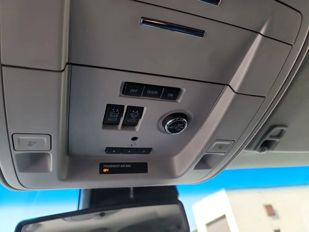 Used 2020 GMC Yukon XL SLT w/ Open Road Package image 20