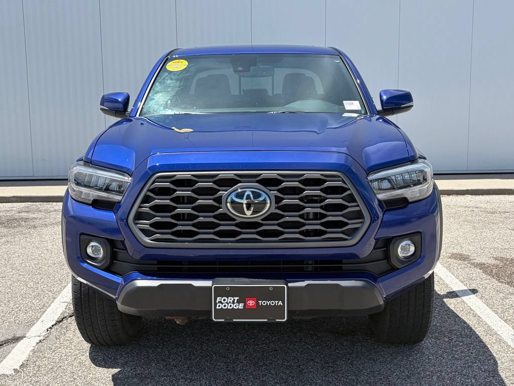 Used 2023 Toyota Tacoma TRD Off-Road w/ TRD Premium Off Road Package AWD/4WD image 10