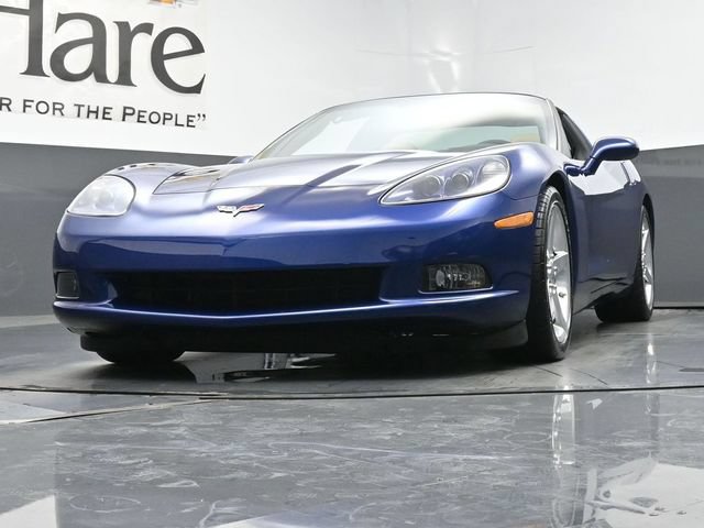 Used 2005 Chevrolet Corvette Coupe w/ Preferred Equipment Group RWD image 56