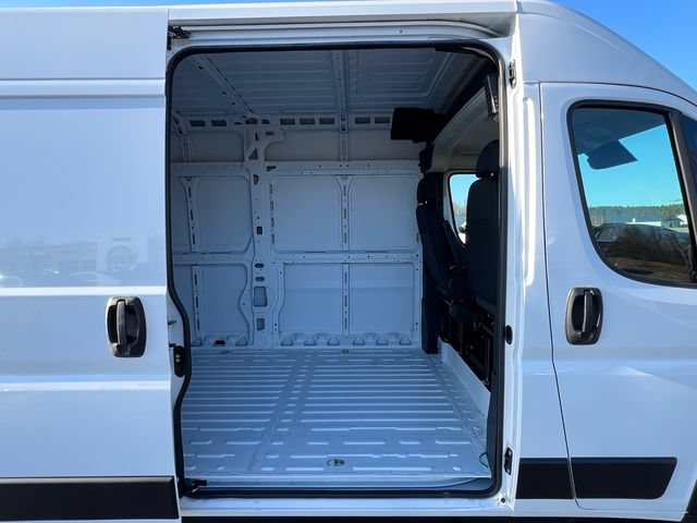 New 2026 RAM ProMaster 2500 FWD image 3