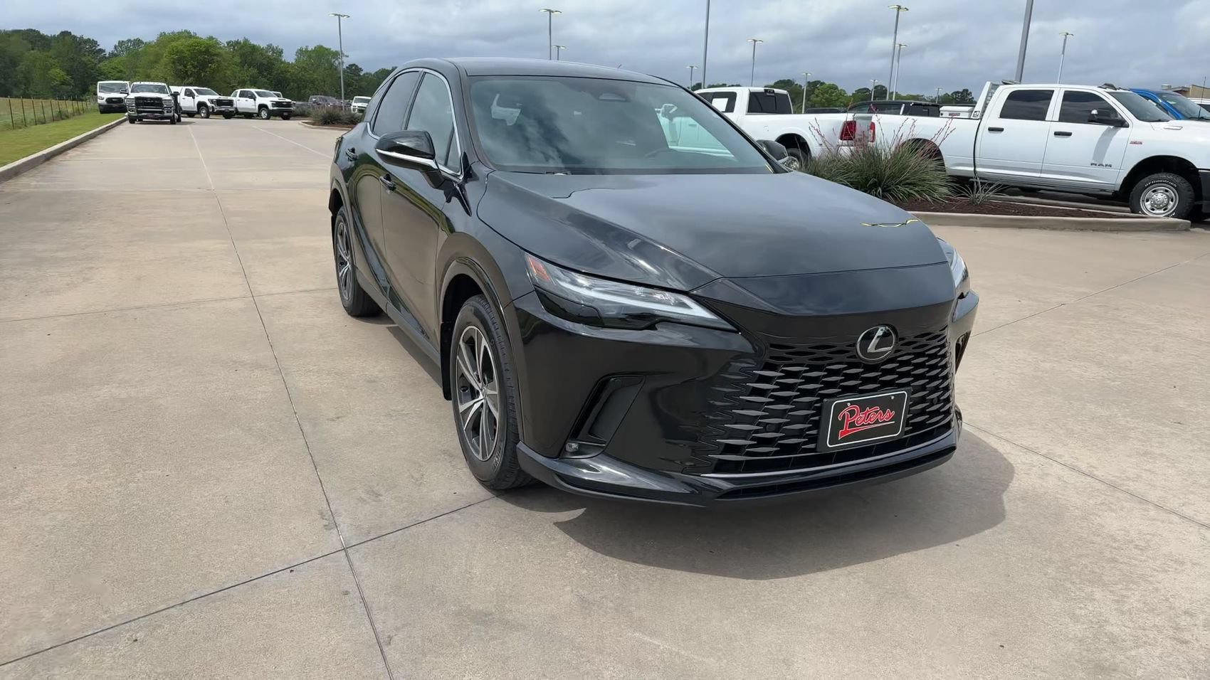 Used 2024 Lexus RX 350 FWD w/ Technology Package image 2