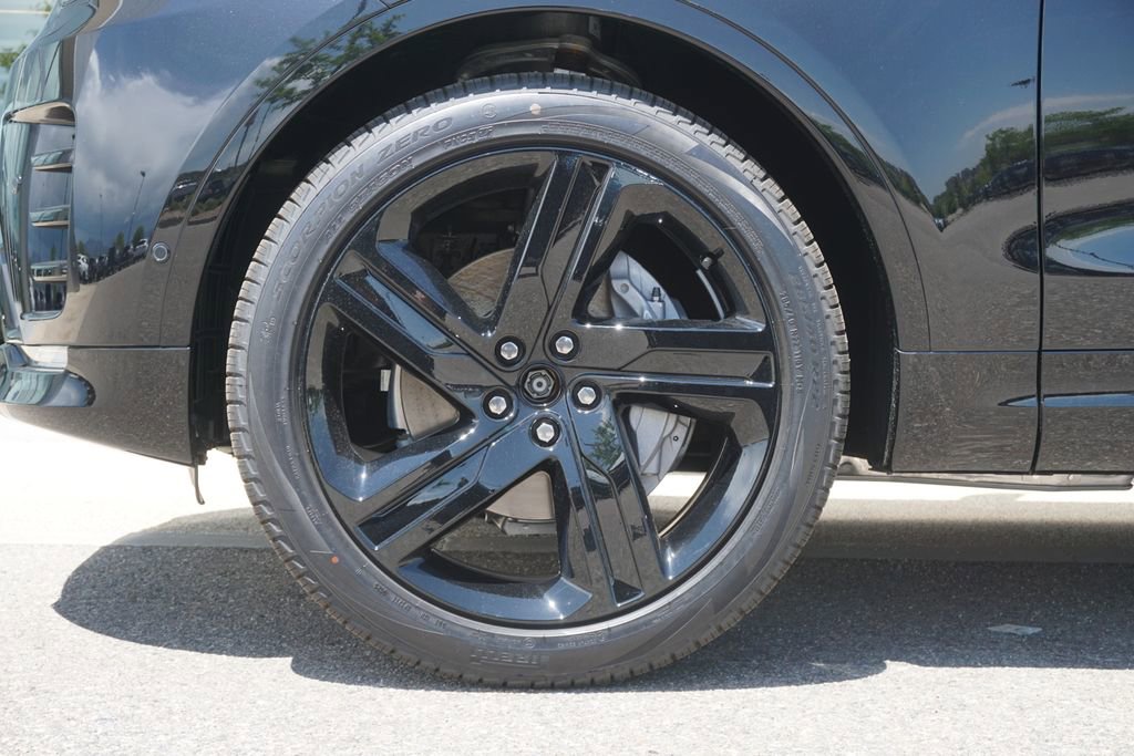 New 2025 Land Rover Discovery Dynamic SE image 34