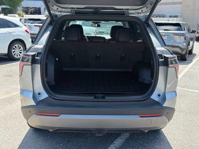 Used 2026 Chevrolet Equinox LT w/ Convenience Package II AWD/4WD image 7