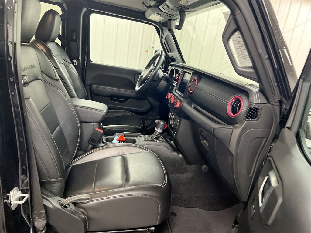 Used 2023 Jeep Wrangler Sahara w/ Cold Weather Group image 22