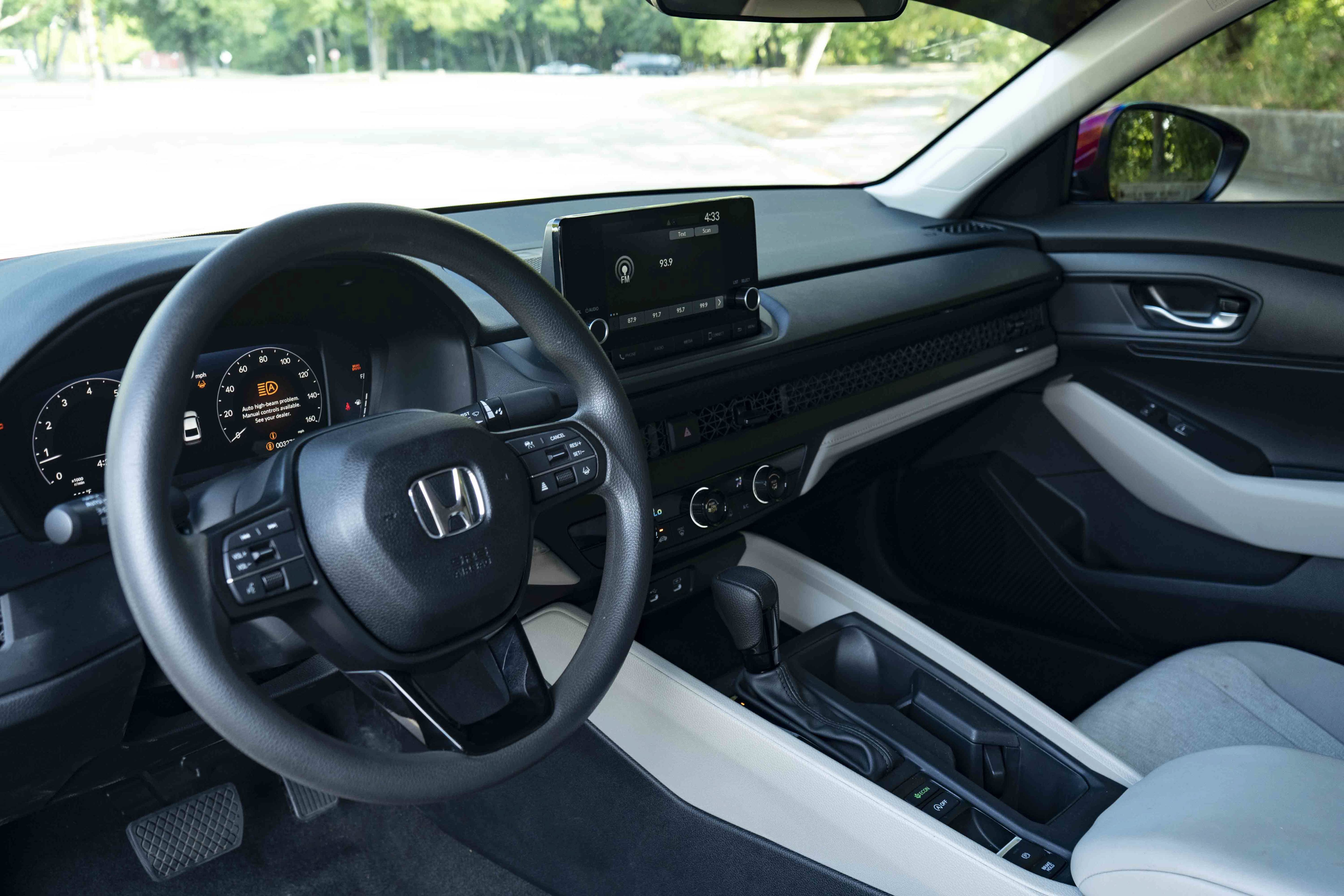 Used 2025 Honda Accord LX image 16