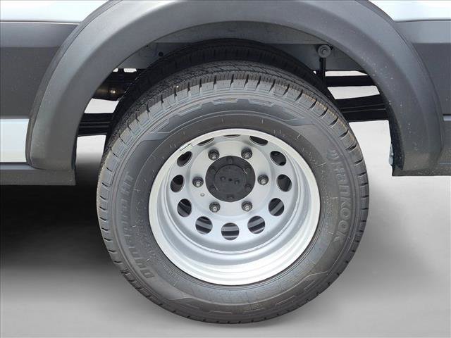 New 2027 Ford Transit 350 XL RWD image 9