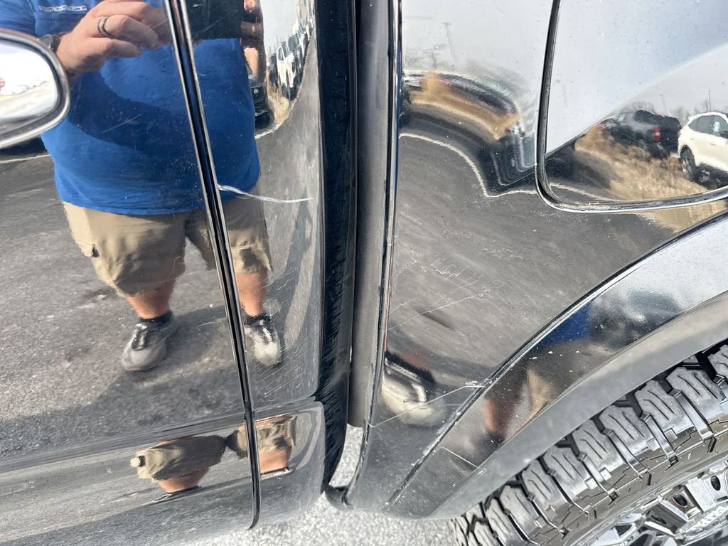 Used 2016 Toyota Tacoma Limited w/ Towing Package image 33