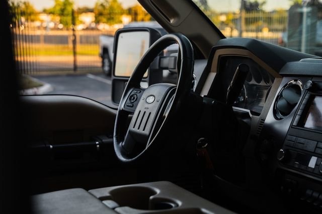 Used 2011 Ford F350 Lariat AWD/4WD image 35