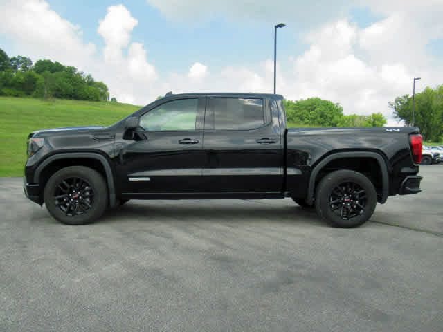 Used 2023 GMC Sierra 1500 Elevation image 2