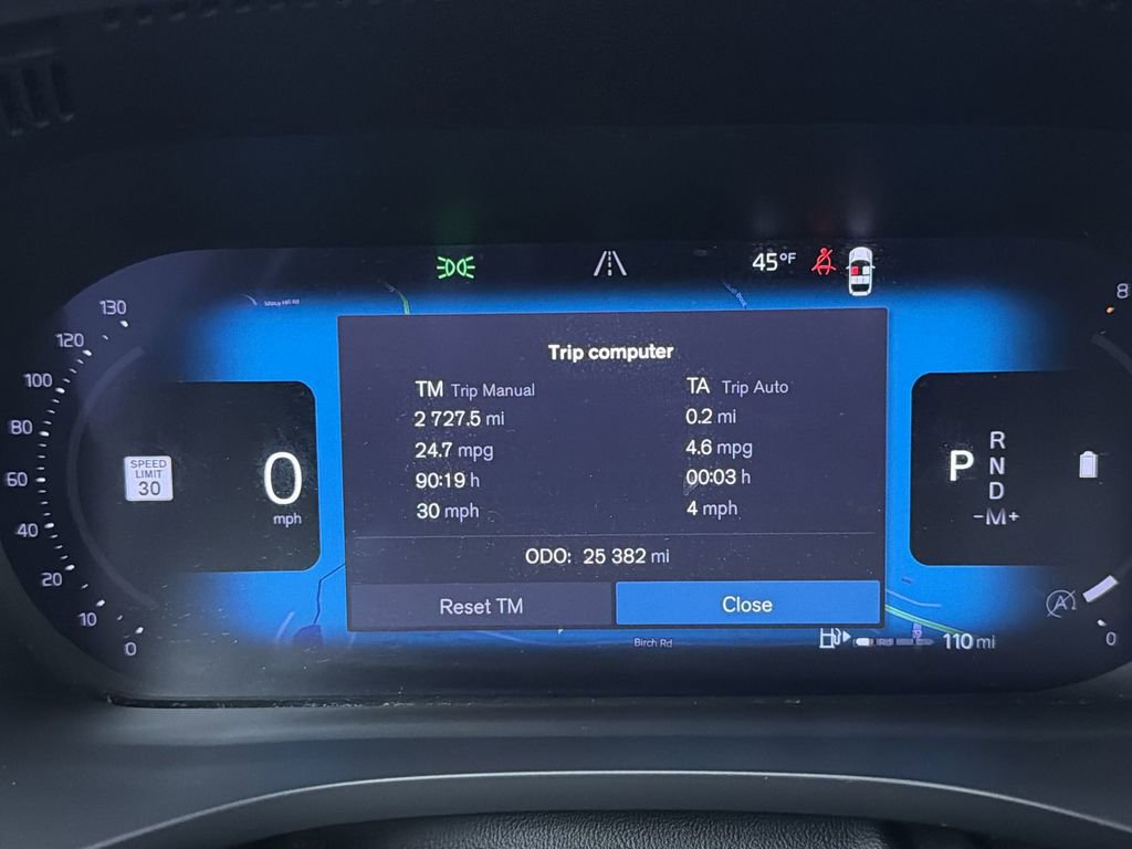 Used 2023 Volvo XC60 B5 Plus w/ Climate Package image 15