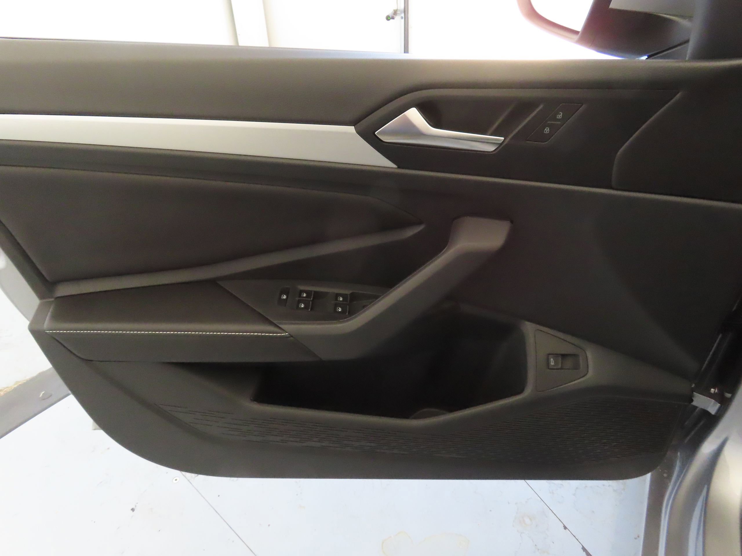 New 2026 Volkswagen Jetta Sport FWD image 9
