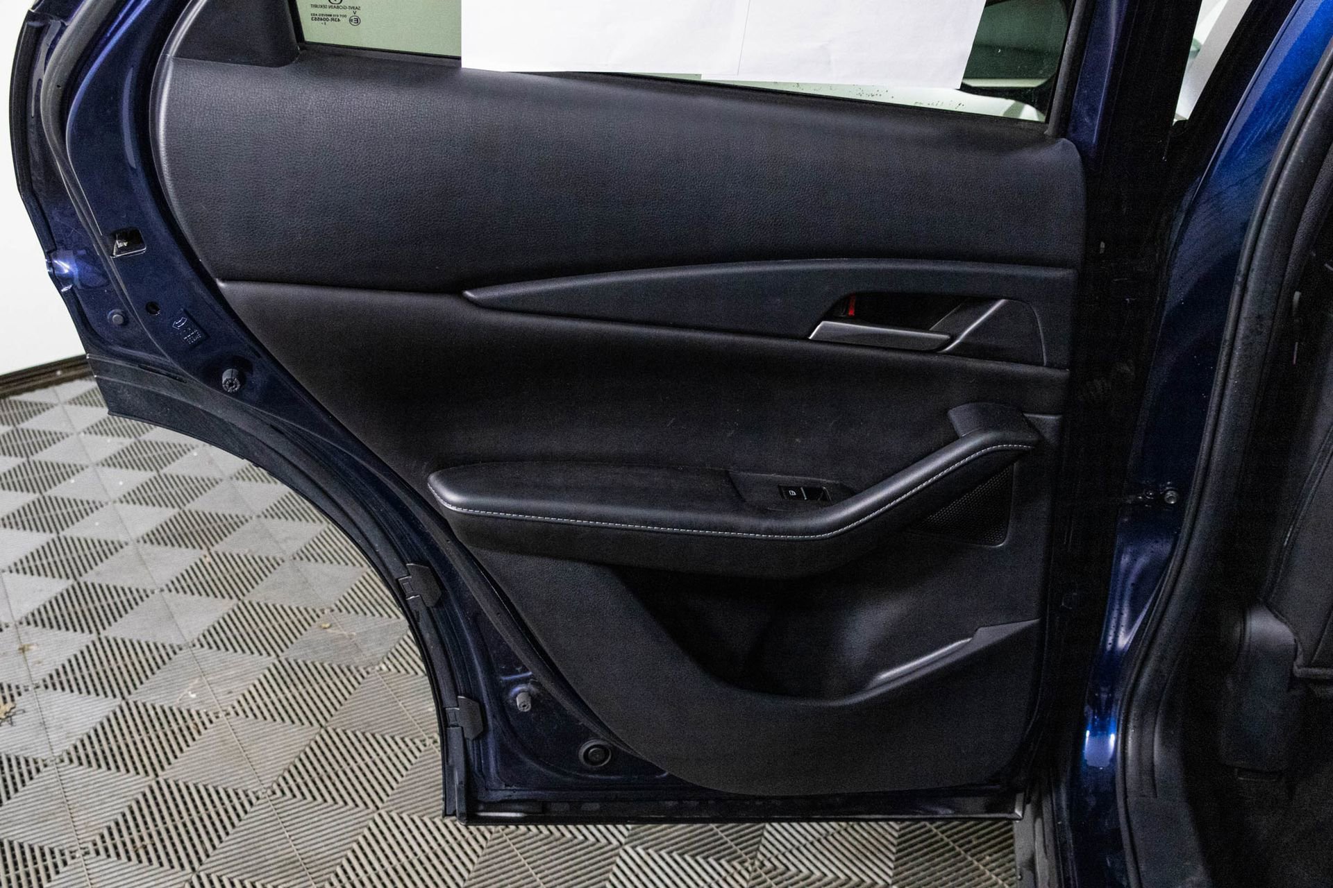 Used 2023 MAZDA CX-30 AWD 2.5 S w/ Select Package image 34