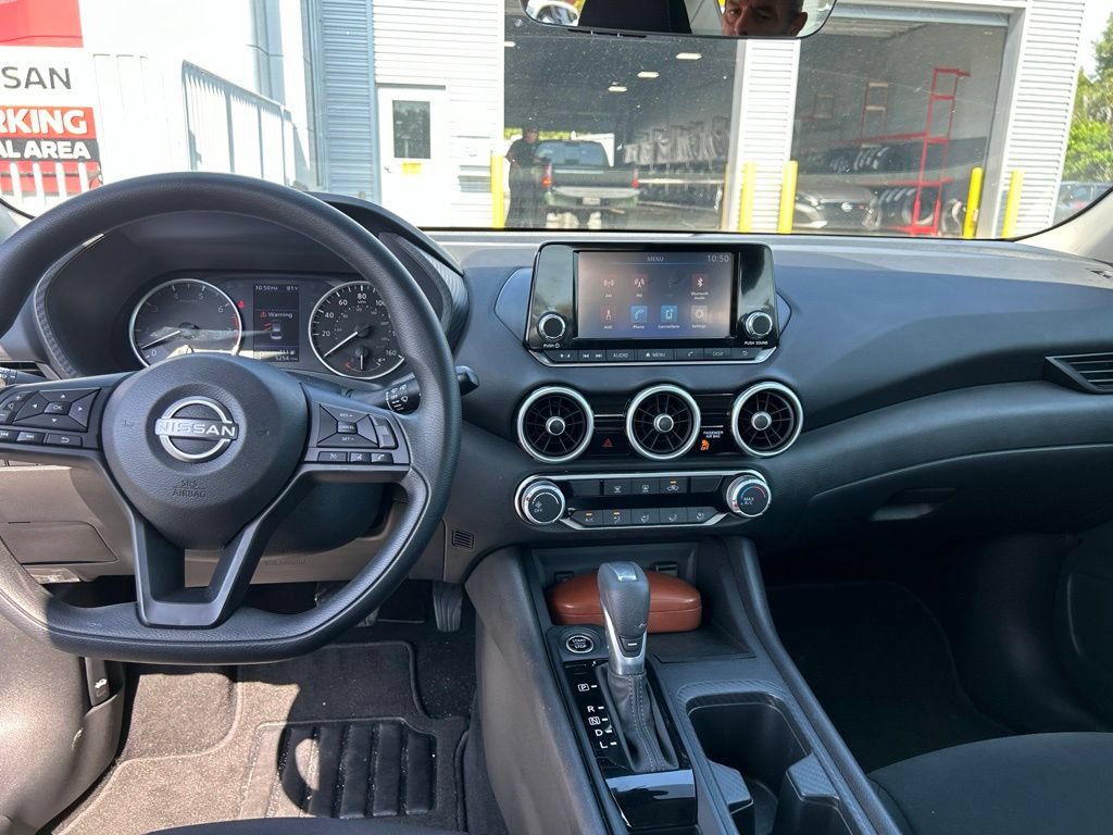 Certified 2025 Nissan Sentra S FWD image 11
