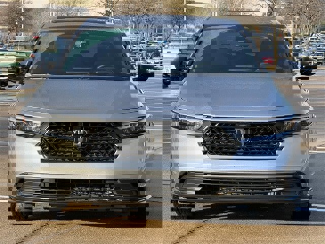 Used 2023 Honda Accord Sport image 8