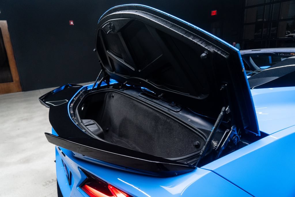 Used 2025 Chevrolet Corvette Z06 RWD image 42