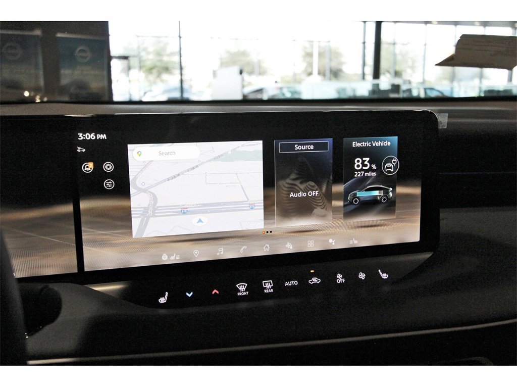 New 2026 Nissan Leaf Platinum+ w/ Cargo Package (Platinum+) image 24