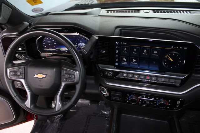 Used 2024 Chevrolet Silverado 2500 High Country w/ Technology Package AWD/4WD image 32
