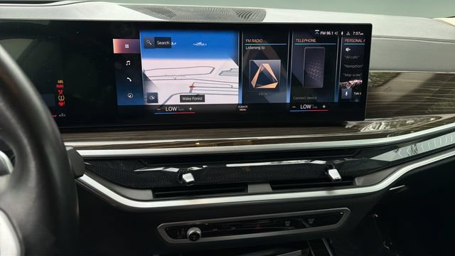 Used 2023 BMW X7 xDrive40i AWD/4WD image 31