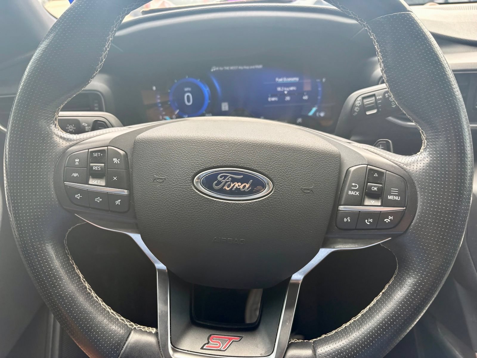 Used 2020 Ford Explorer ST w/ Premium Technology Package AWD/4WD image 15