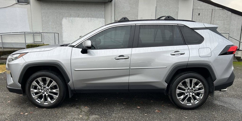 Certified 2024 Toyota RAV4 XLE Premium image 8