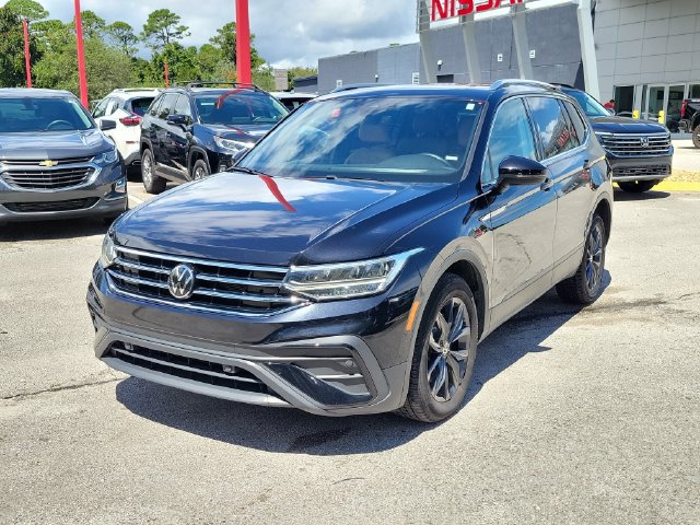 Used 2024 Volkswagen Tiguan SE FWD image 5