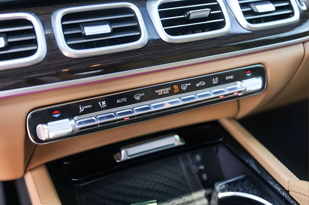 Used 2025 Mercedes-Benz GLE 450 4MATIC image 19