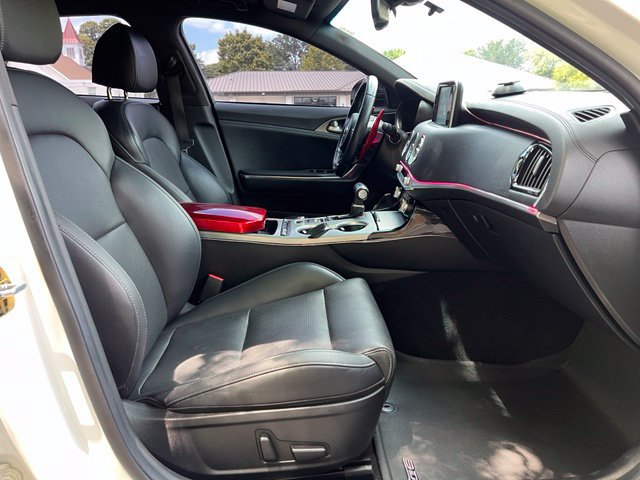 Used 2021 Kia Stinger GT RWD image 22