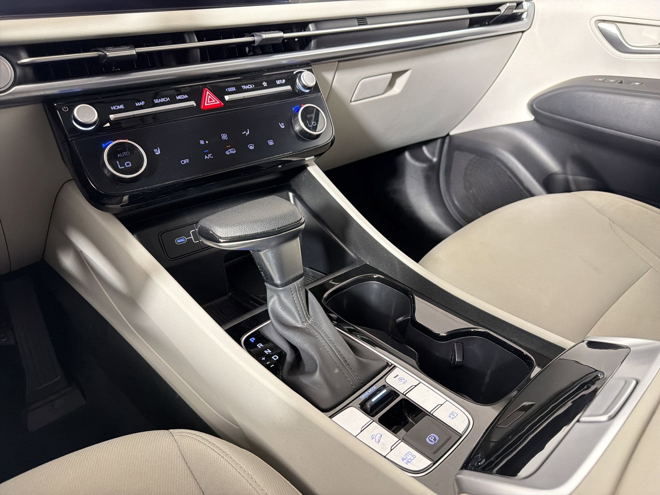 Used 2025 Hyundai Tucson SEL image 15