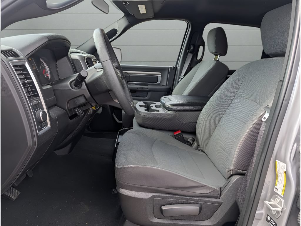 Used 2024 RAM 1500 Classic Warlock AWD/4WD image 16