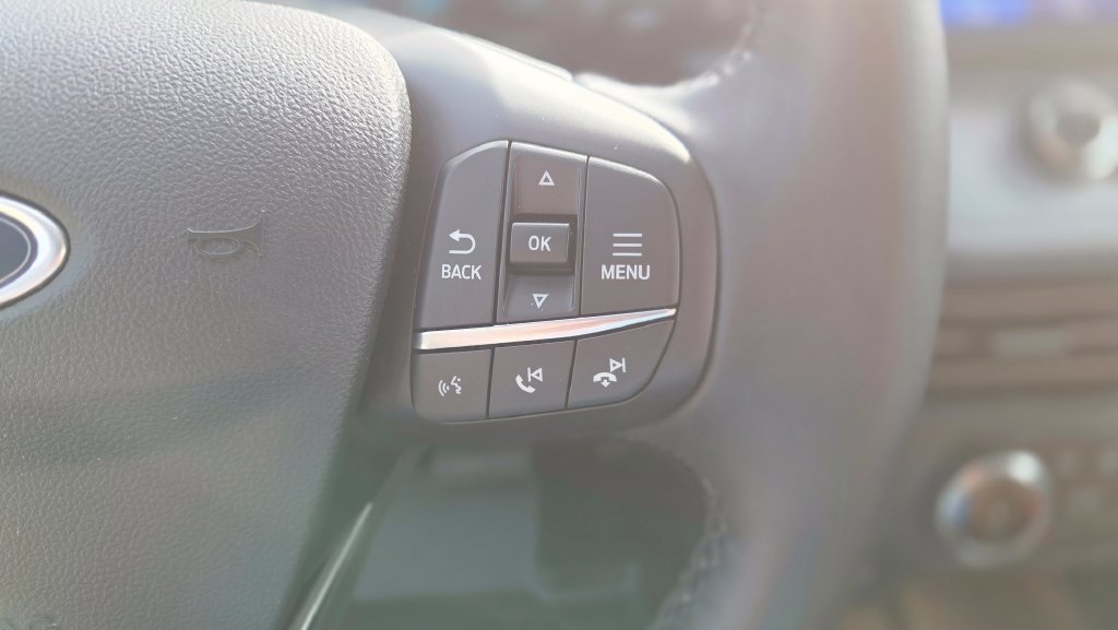 Used 2024 Ford Maverick Lariat FWD image 16