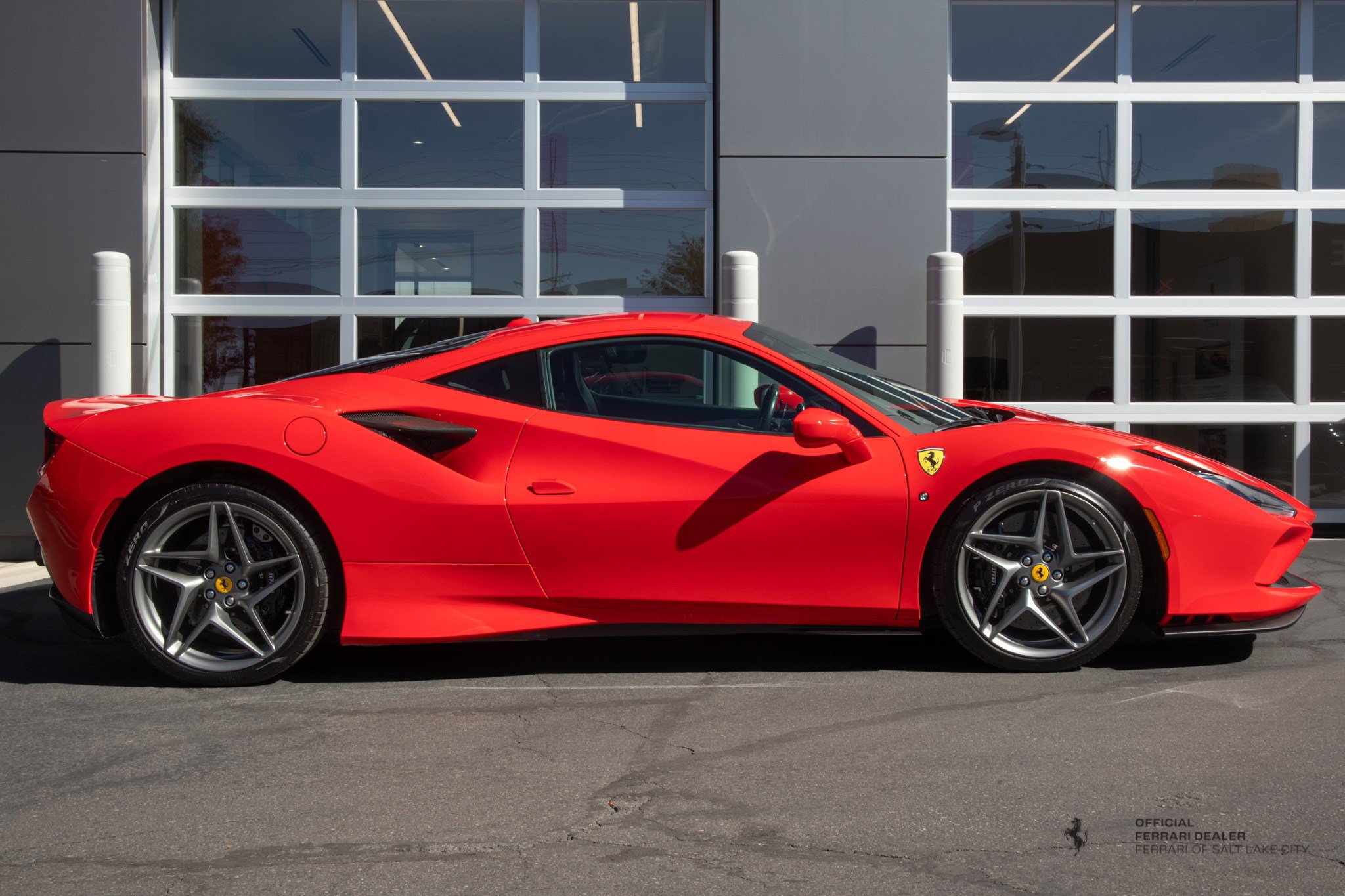 Used 2020 Ferrari F8 Tributo RWD image 8