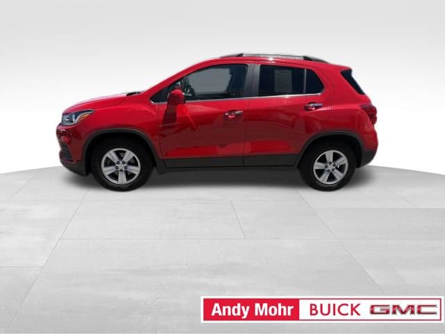 Used 2018 Chevrolet Trax LT w/ Sun & Sound Package FWD image 6