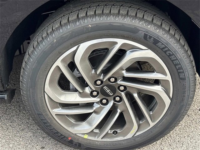 New 2025 Lincoln Navigator L Reserve image 9