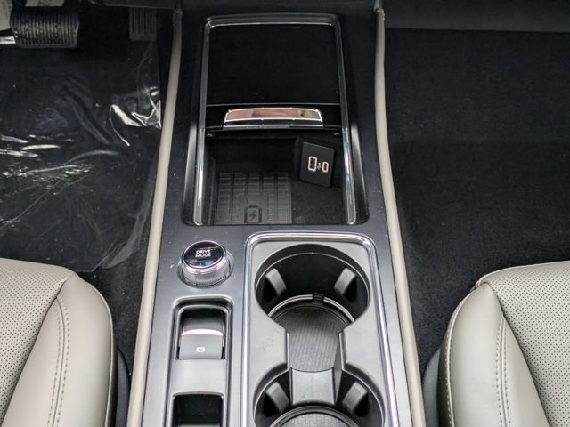 New 2026 Lincoln Corsair Premiere image 17