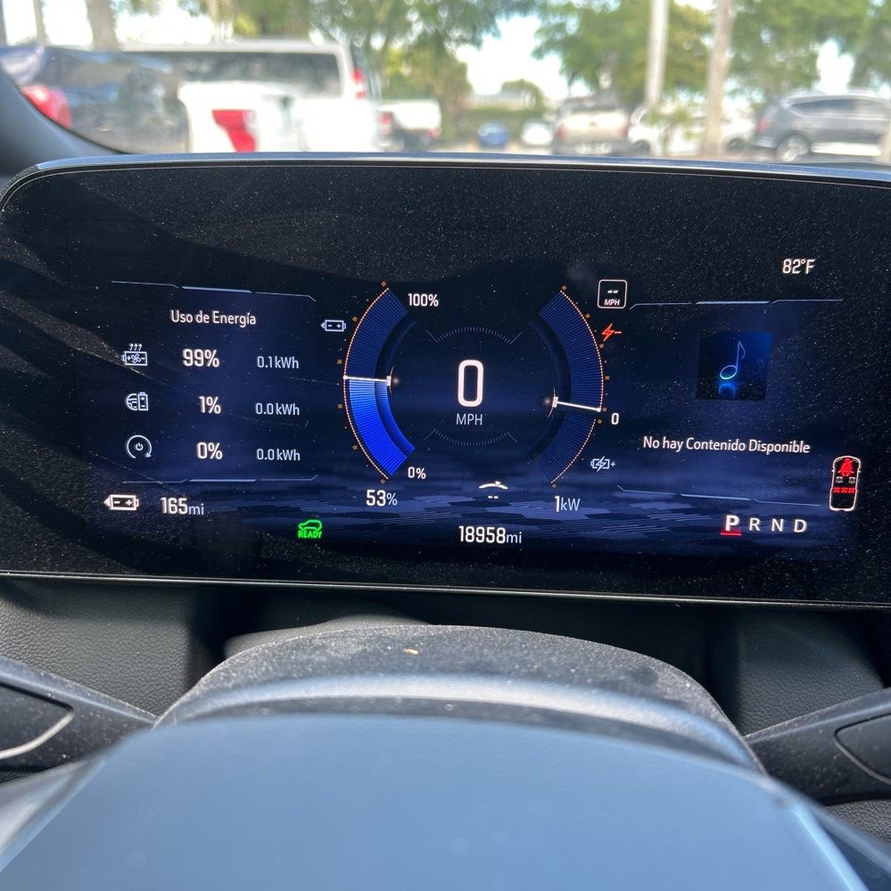 Used 2025 Chevrolet Equinox EV RS image 11