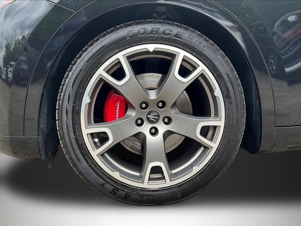 Used 2022 Maserati Levante GT AWD/4WD image 33