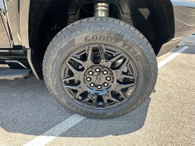 New 2025 GMC Hummer EV 2X image 3