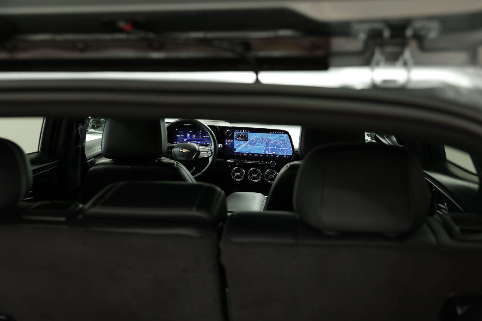 Certified 2024 Chevrolet Blazer EV LT AWD/4WD image 17