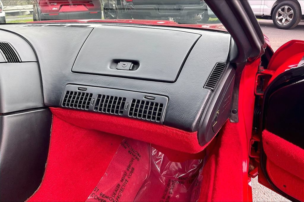 Used 1992 Chevrolet Corvette Convertible RWD image 25