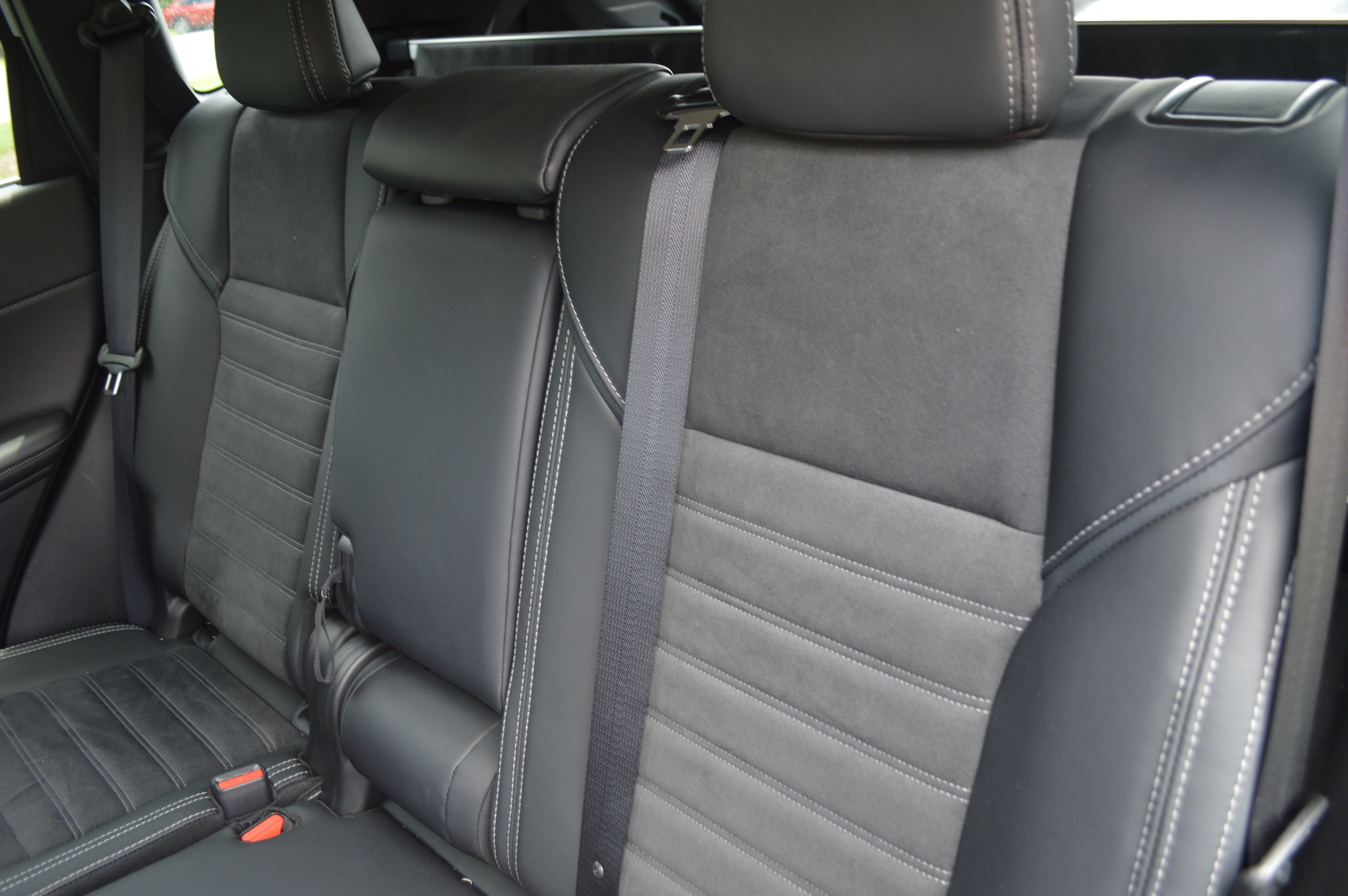 Used 2024 Mitsubishi Outlander SE FWD image 34