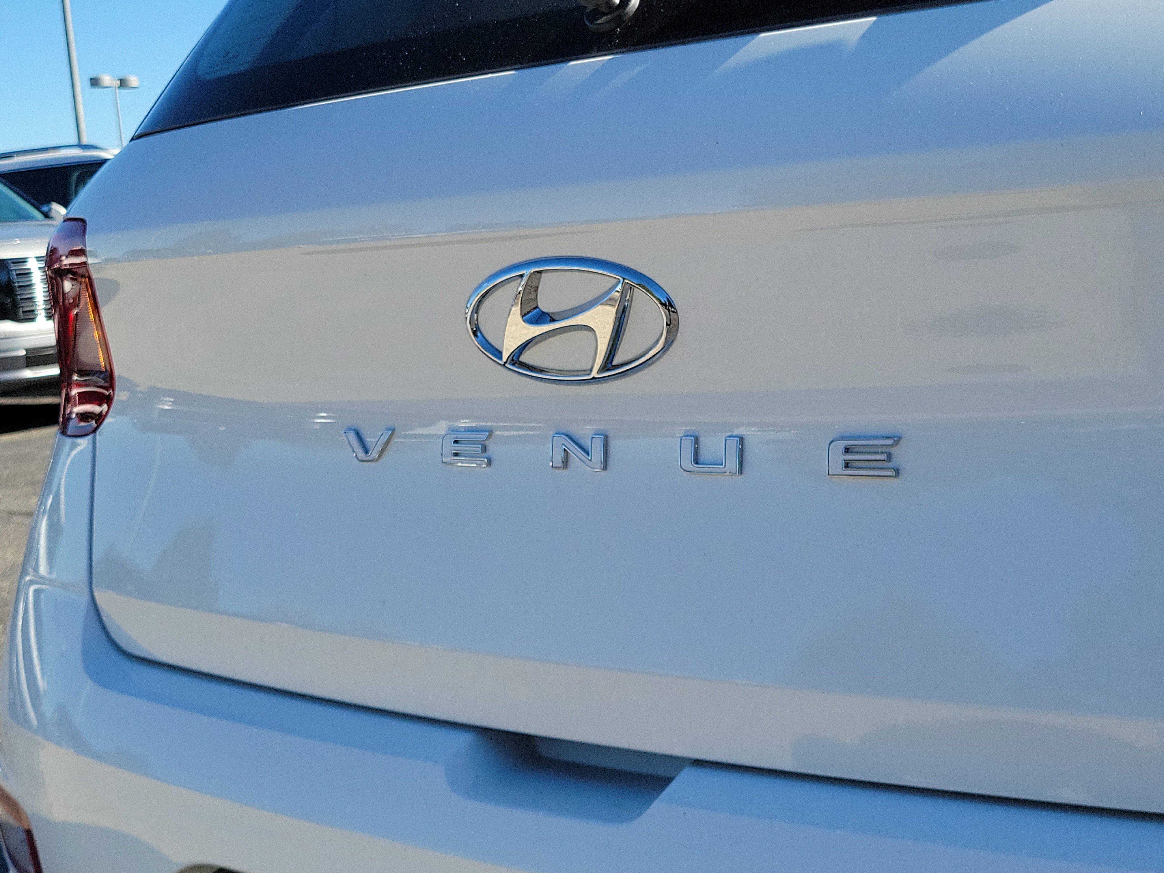 New 2026 Hyundai Venue SEL FWD image 6