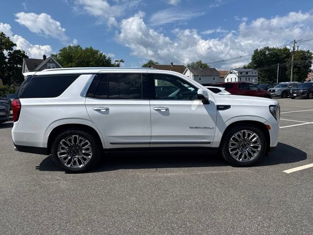 Used 2023 GMC Yukon Denali Ultimate AWD/4WD image 5