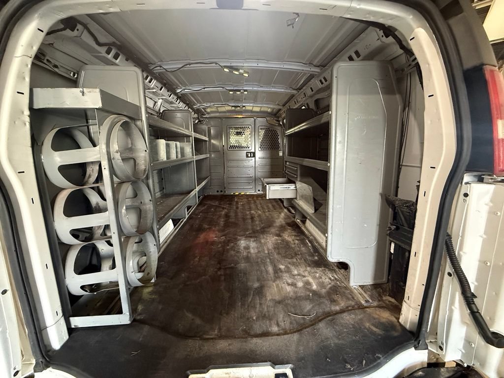Used 2018 GMC Savana 2500 w/ Driver Convenience Package RWD image 28