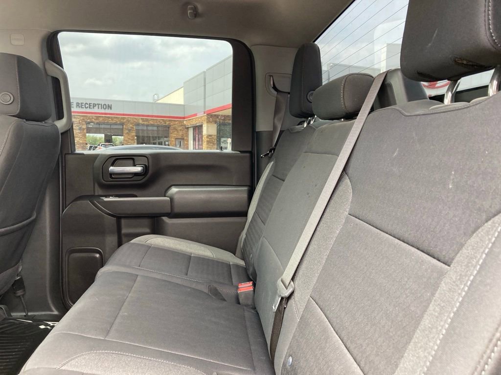 Used 2024 Chevrolet Silverado 2500 Custom w/ Custom Value Package image 10