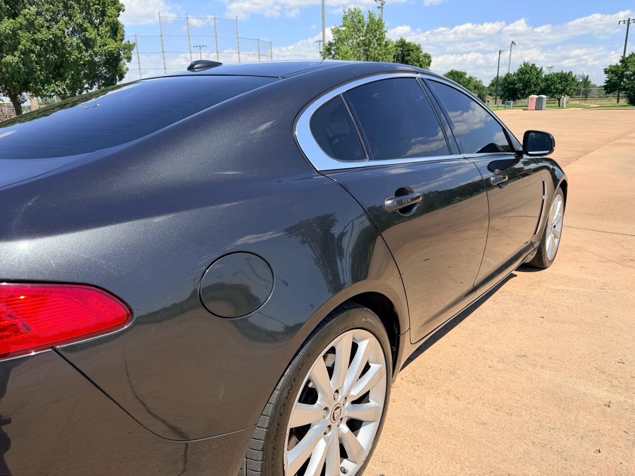 Used 2011 Jaguar XF Portfolio RWD image 27