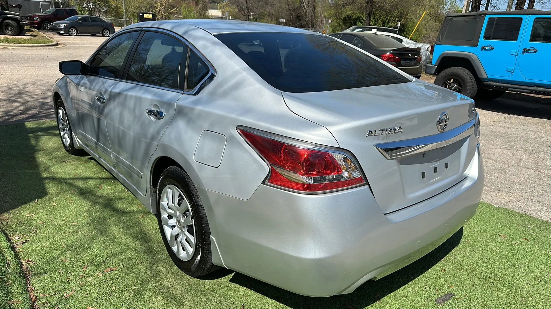 Used 2015 Nissan Altima 2.5 S w/ Power Driver Seat Package image 6